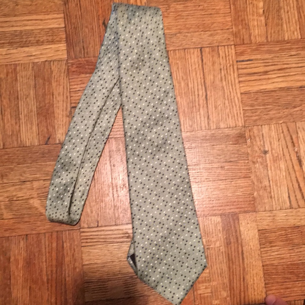 Geoffrey Beene Green Polka Dot Tie